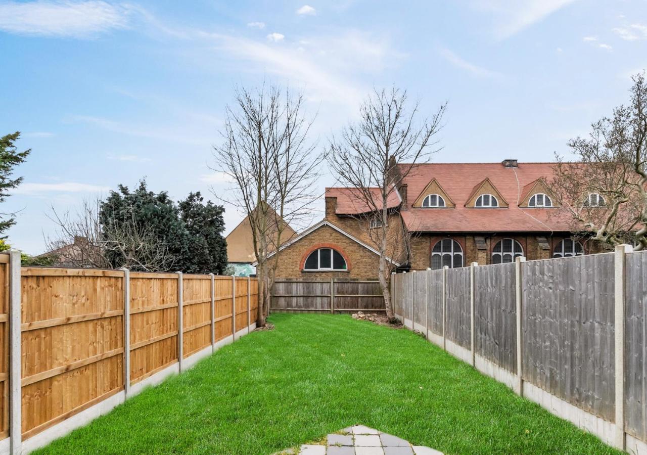 Apartmán Two Bed Flat In Bush Hill Park Enfield Exteriér fotografie
